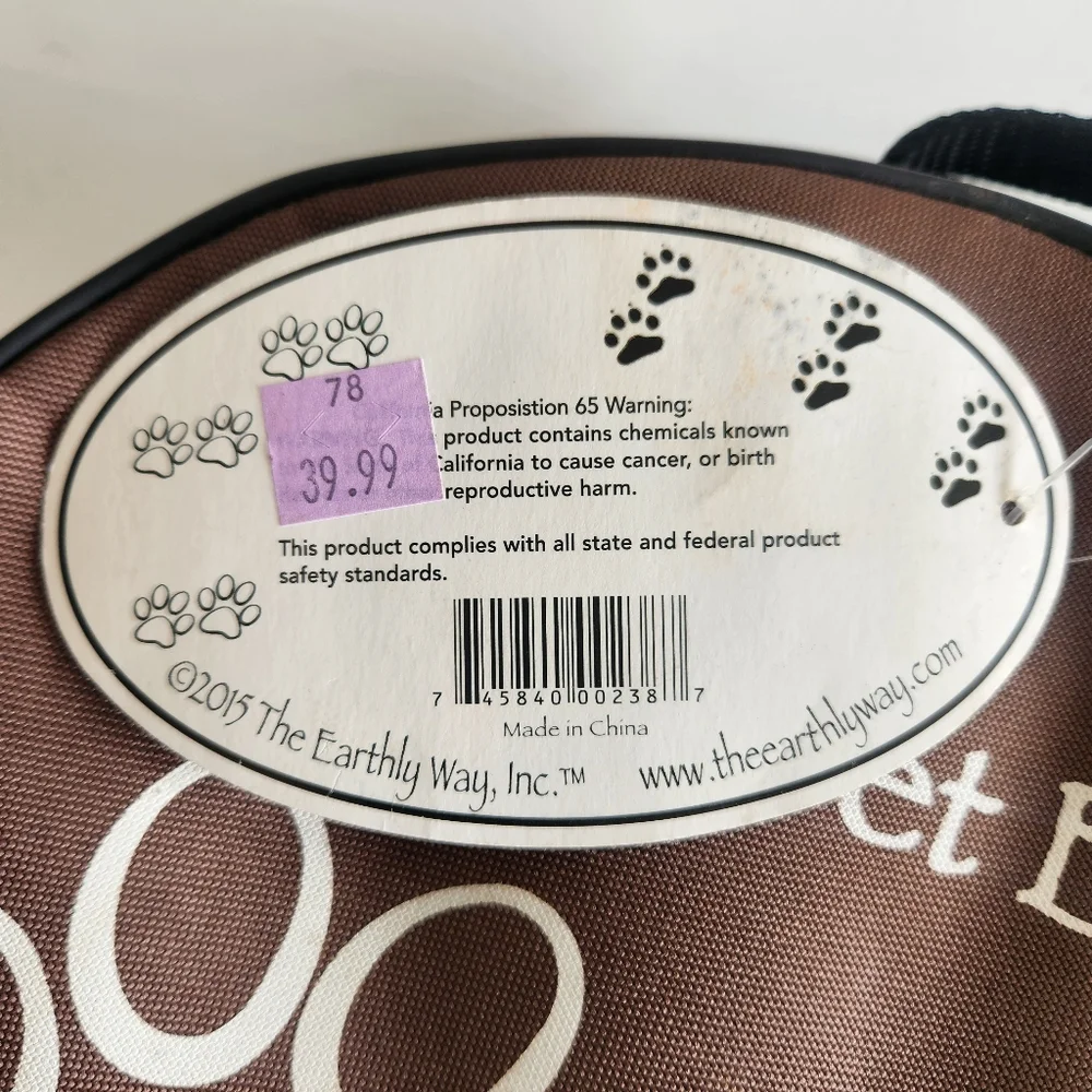 (2) Pet Food & Water Travel Collapsible Bowls Storage Case (1) Gallon(1)Quart